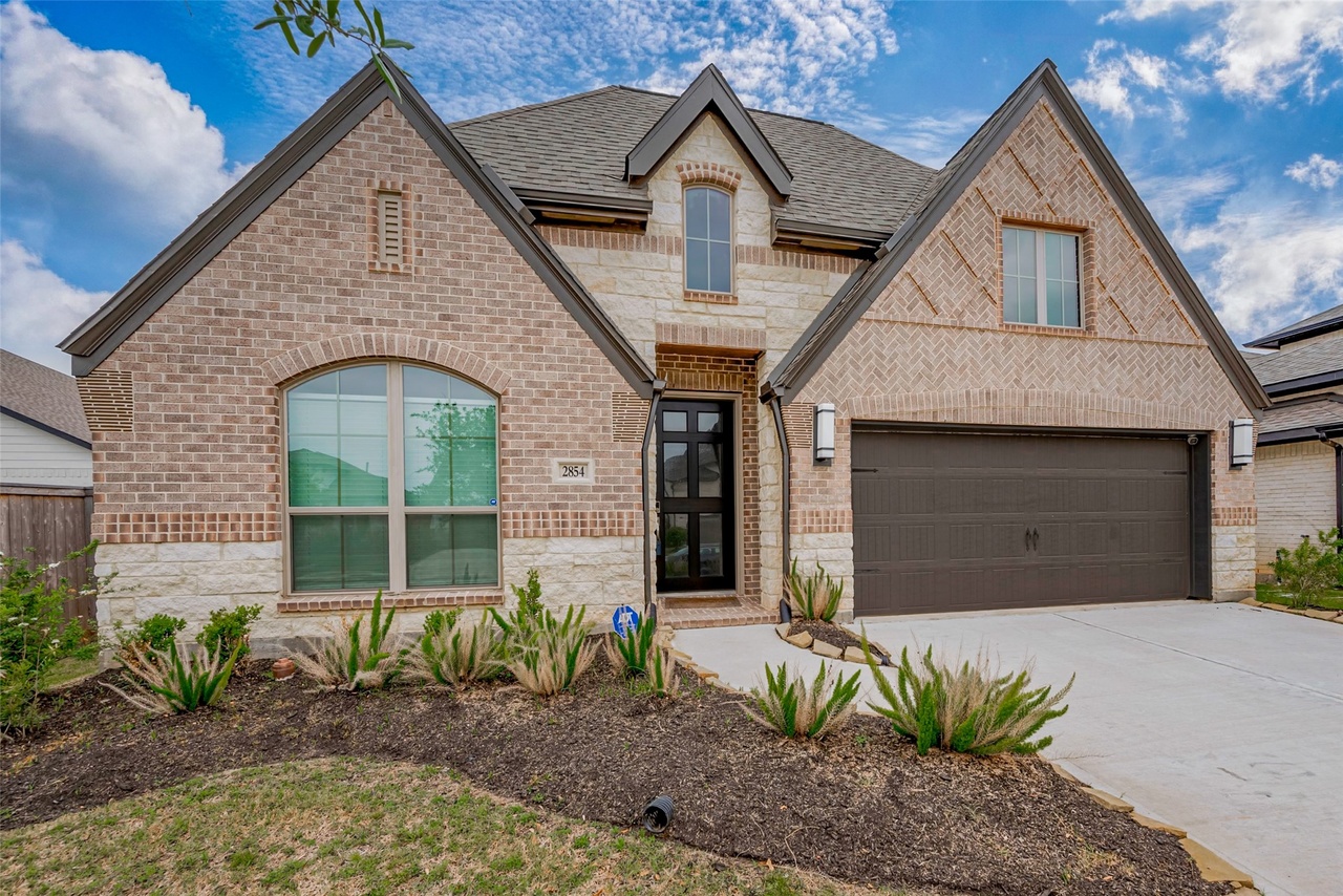 Katy, TX 77494| 4 beds| 3 baths| $499,000
